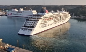 Luces y sombras de los puertos tur&iacute;sticos