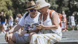 Los viajeros argentinos mayores de 70 redefinen el turismo con tecnolog&iacute;a, seguridad y esp&iacute;ritu aventurero