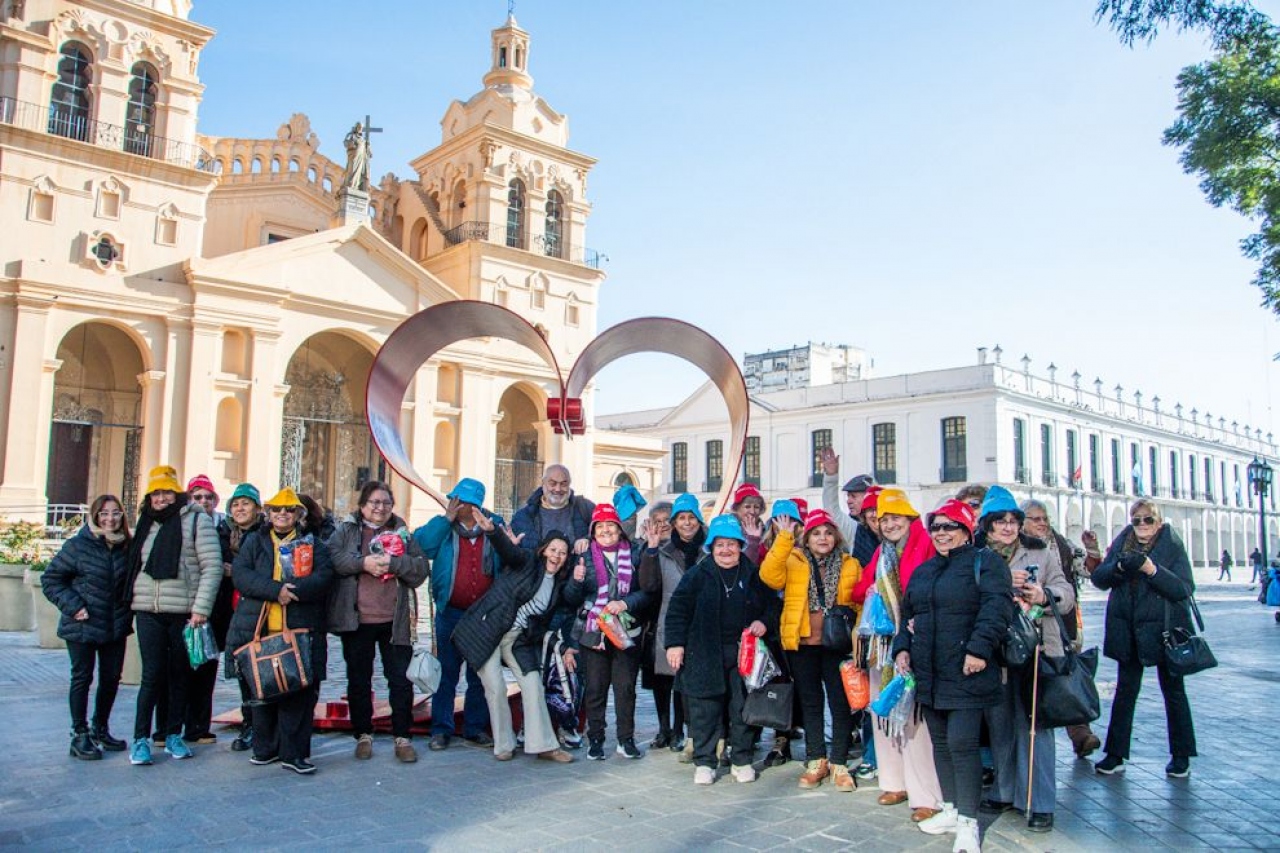 El programa Mística integra a los adultos mayores al turismo urbano cordobés
